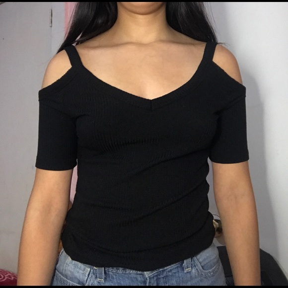 Girls Open Shoulder Black Top - Picture 1 of 2